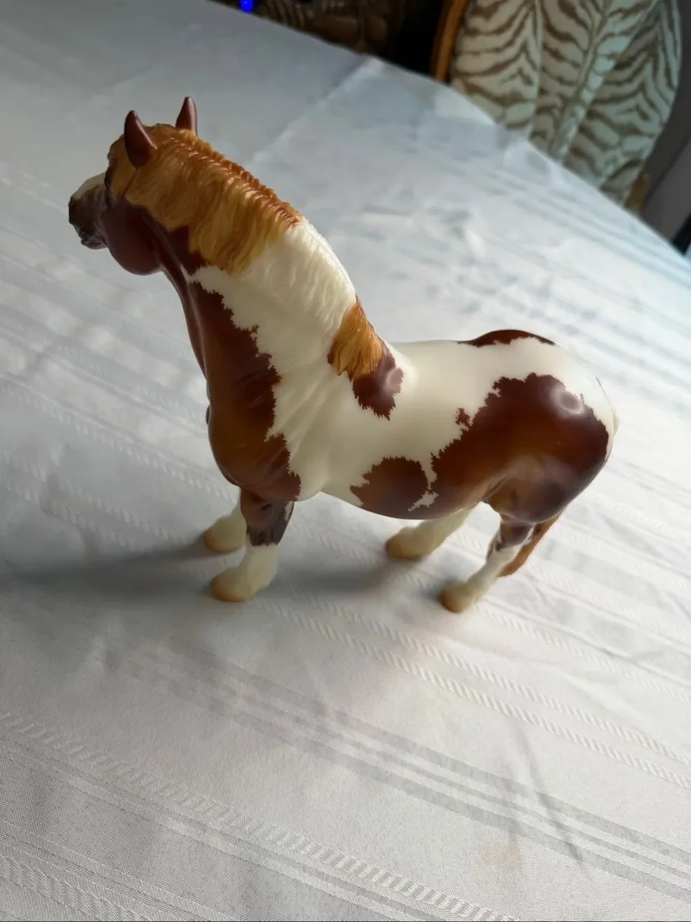 Breyer Honeybear Collector Club 2022 Web Special Exclusive Georg Draft